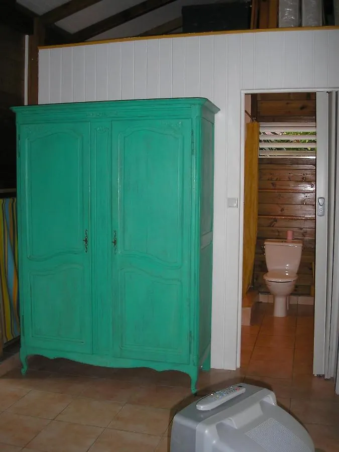 Gwan Thazar En Guadeloupe Apartment Bouillante